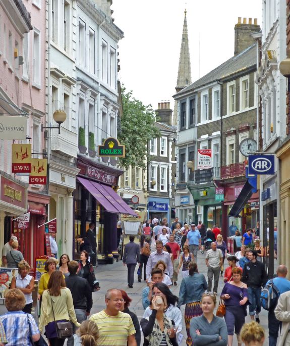 The founding and development of Norwich as a medieval city, including its role as an important center of trade and industry in East Anglia.